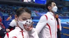 摸摸“冰墩墩”能有好運氣？奧運選手的“幸運密碼”藏不住了