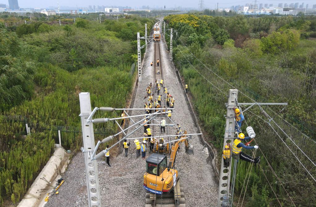 引江濟(jì)淮寧西、滬蓉鐵路改建工程全部完成