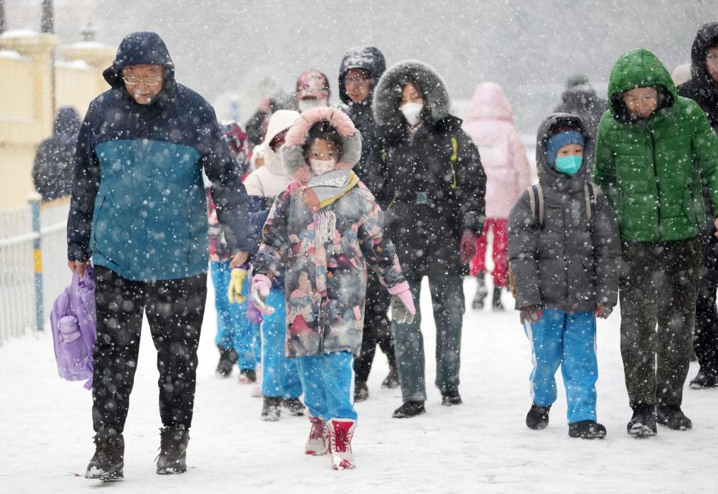 冰城哈爾濱“小雪”迎降雪