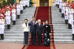 習(xí)近平同越共中央總書(shū)記阮富仲舉行會(huì)談